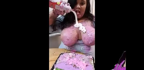  Nirvana Lust booty and cake